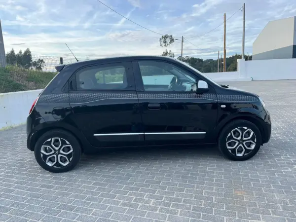 Renault Twingo 1.0 SCe Intens 6