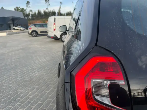 Renault Twingo 1.0 SCe Intens 9