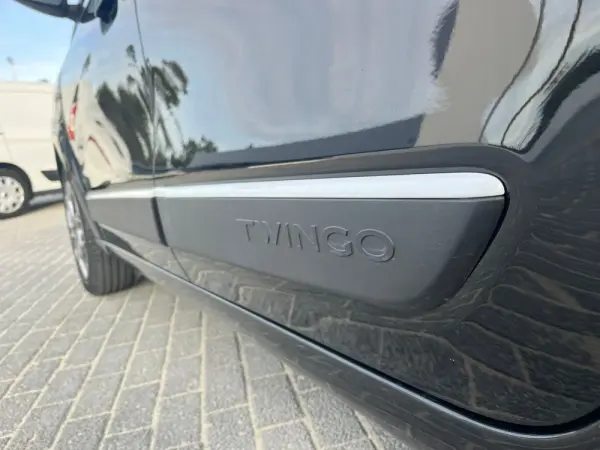 Renault Twingo 1.0 SCe Intens 10