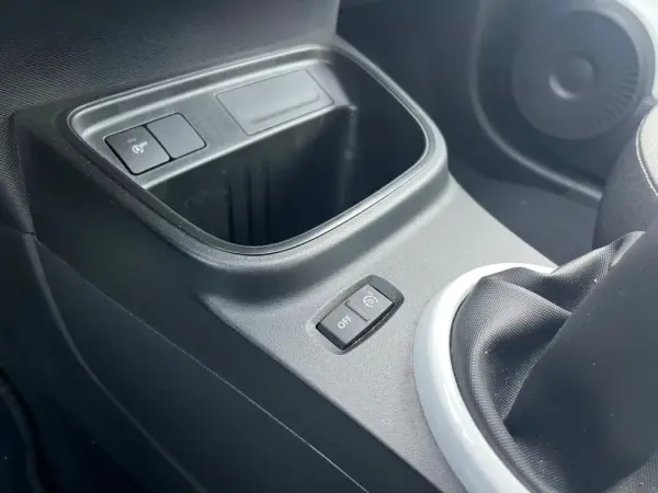 Renault Twingo 1.0 SCe Intens 24