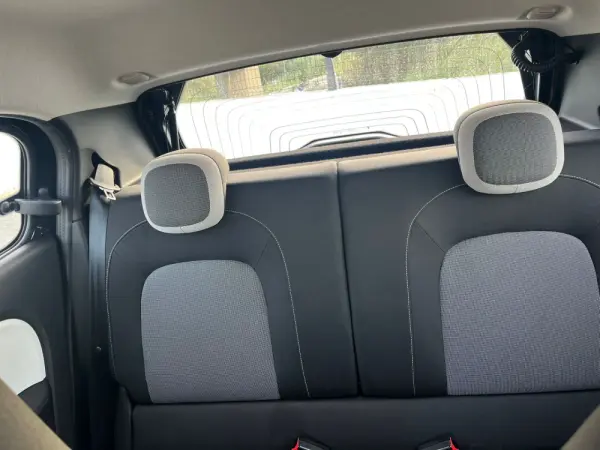 Renault Twingo 1.0 SCe Intens 27