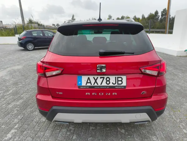 SEAT Arona 1.0 TGI FR 4