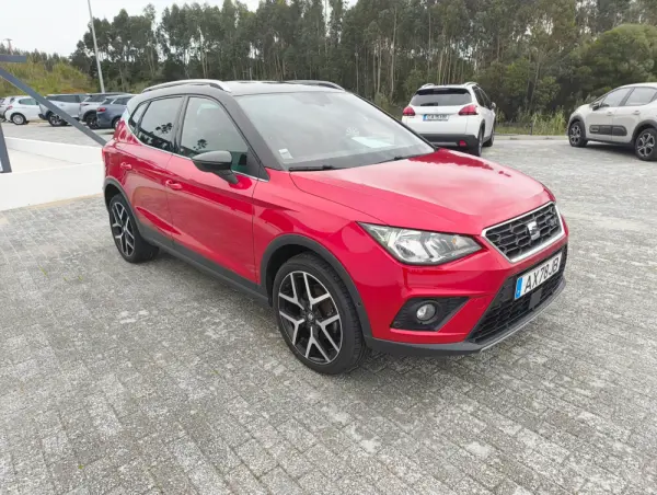 SEAT Arona 1.0 TGI FR 7