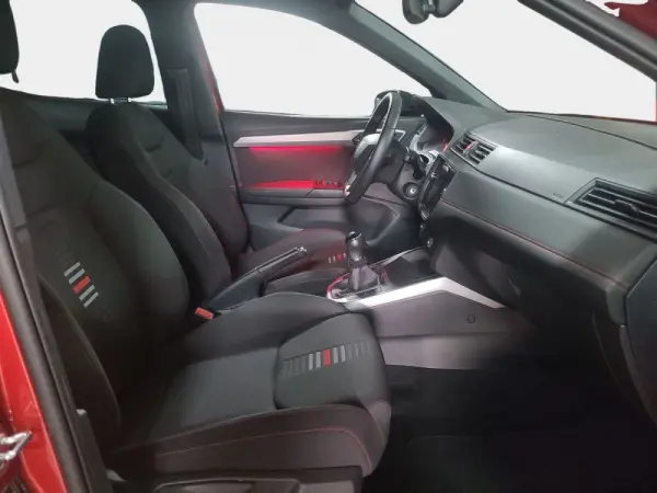 SEAT Arona 1.0 TGI FR 17