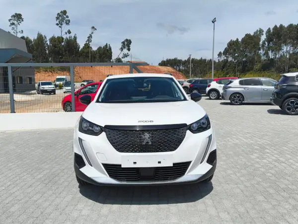 Peugeot 2008 PureTech 100 Allure 2