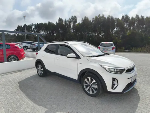 Kia Stonic 1.2 MPi Dynamic 3
