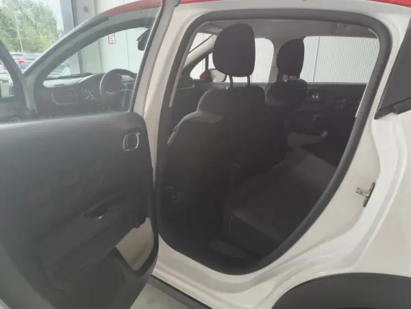 Citroen C3 1.2 PureTech Shine Pack EAT6 10