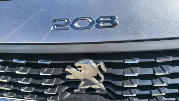 Peugeot 208 1.2 PureTech Active Pack 11