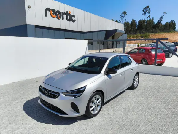 Opel Corsa 1.2 Elegance 1