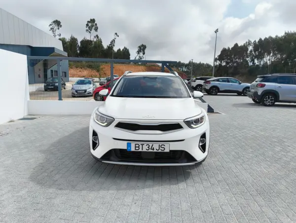 Kia Stonic 1.2 MPi Dynamic 2