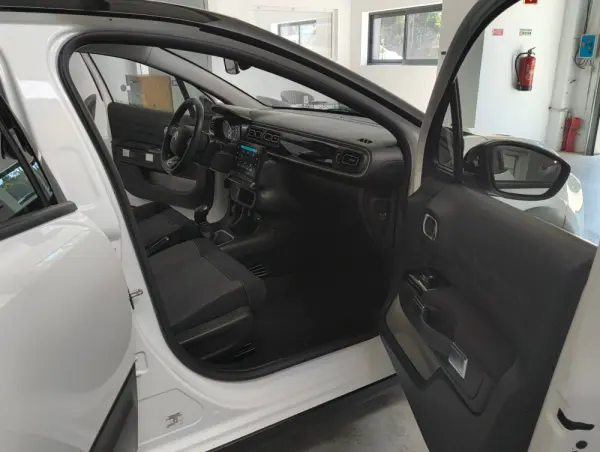 Citroen C3 Pure Tech S&S Shine 9