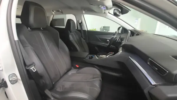 Peugeot 3008 PureTech 130 Stop & Start GPF EAT8 Crossway 21