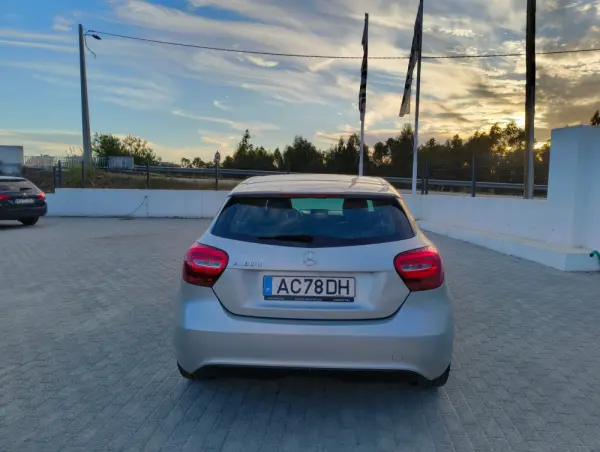 Mercedes-Benz A 180 CDI 2Style 4