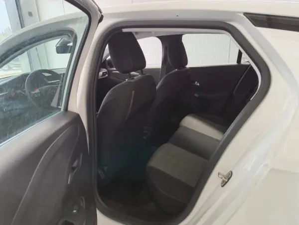 Opel Corsa 1.2 T Edition 11