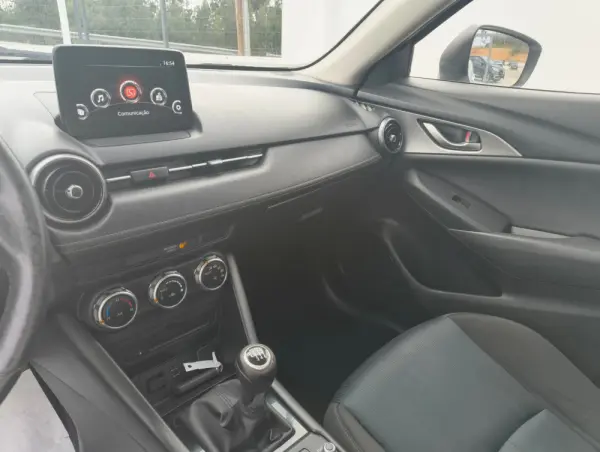 Mazda CX-3 9