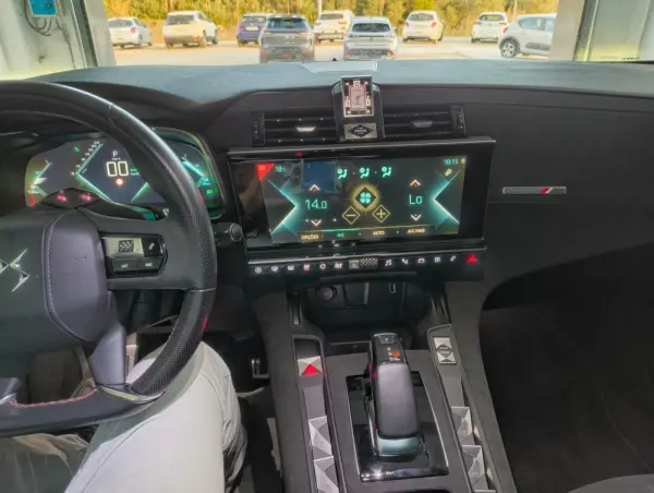 DS DS7 Crossback E-Tense Performance Line+ EAT8 8