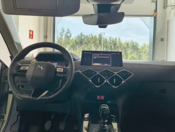 DS DS3 Crossback PureTech 100 PERFORMANCE LINE 13