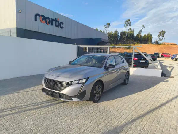 Peugeot 308 1.2 PureTech Allure 1