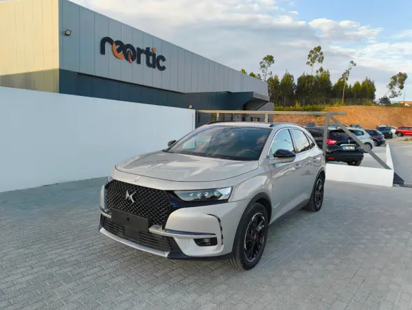 DS DS7 Crossback E-Tense Performance Line+ EAT8 1