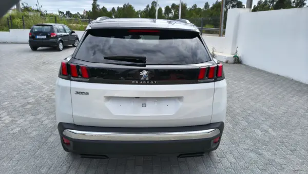 Peugeot 3008 PureTech 130 Stop & Start GPF EAT8 Crossway 6