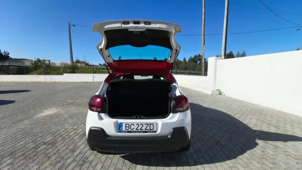 Citroën C3 1.2 PureTech Shine 11