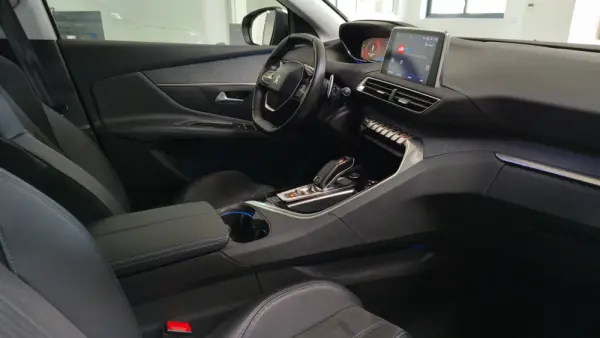 Peugeot 3008 PureTech 130 Stop & Start GPF EAT8 Crossway 20
