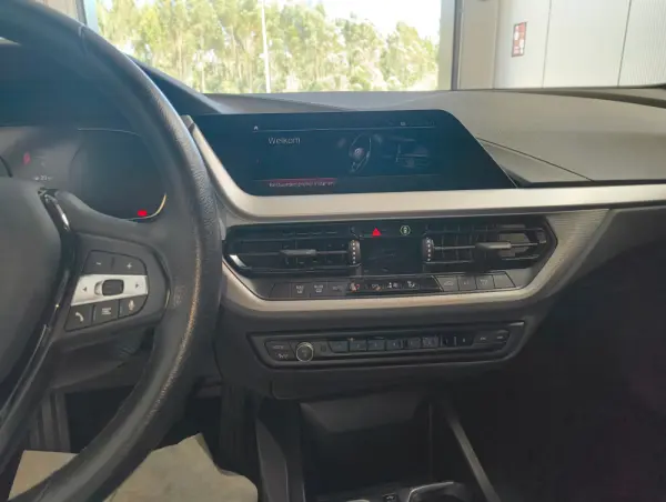 BMW 116 d Aut. Advantage 8