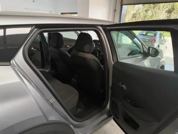 Peugeot 2008 PureTech 100 Active 16