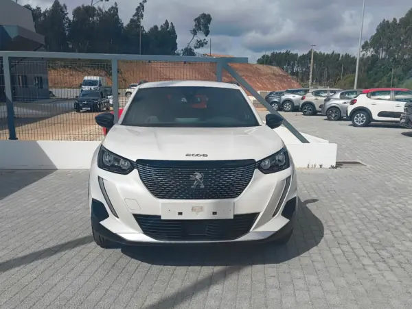 Peugeot 2008 PureTech 100 Stop&Start Allure Pack 2