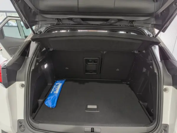 Peugeot 3008 1.5 BlueHDi GT Line 13