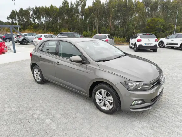 Volkswagen Polo 1.0 TSI 3