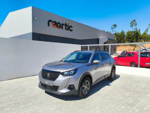 Peugeot 2008 1.2 PureTech 100 Style 1