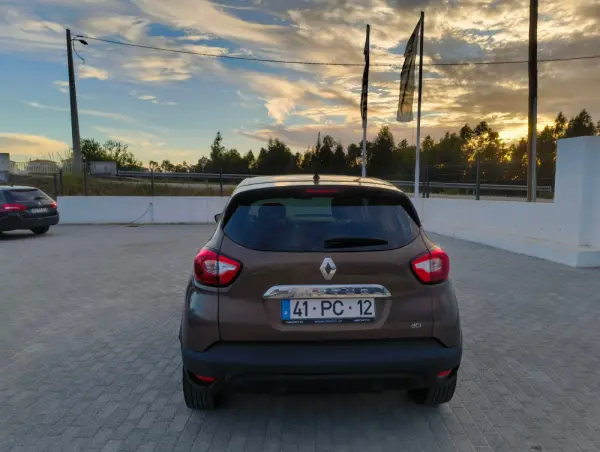 Renault Captur 1.5 dCi 4