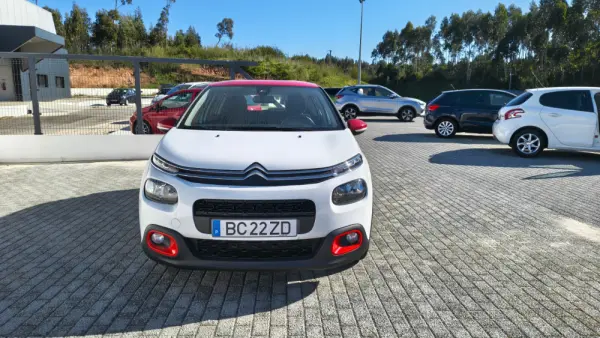 Citroën C3 1.2 PureTech Shine 2