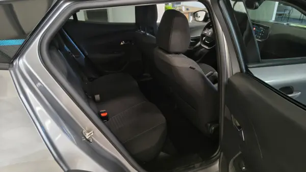 Peugeot 2008 1.2 PureTech 100 Style 13