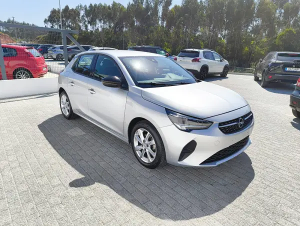 Opel Corsa 1.2 Elegance 3