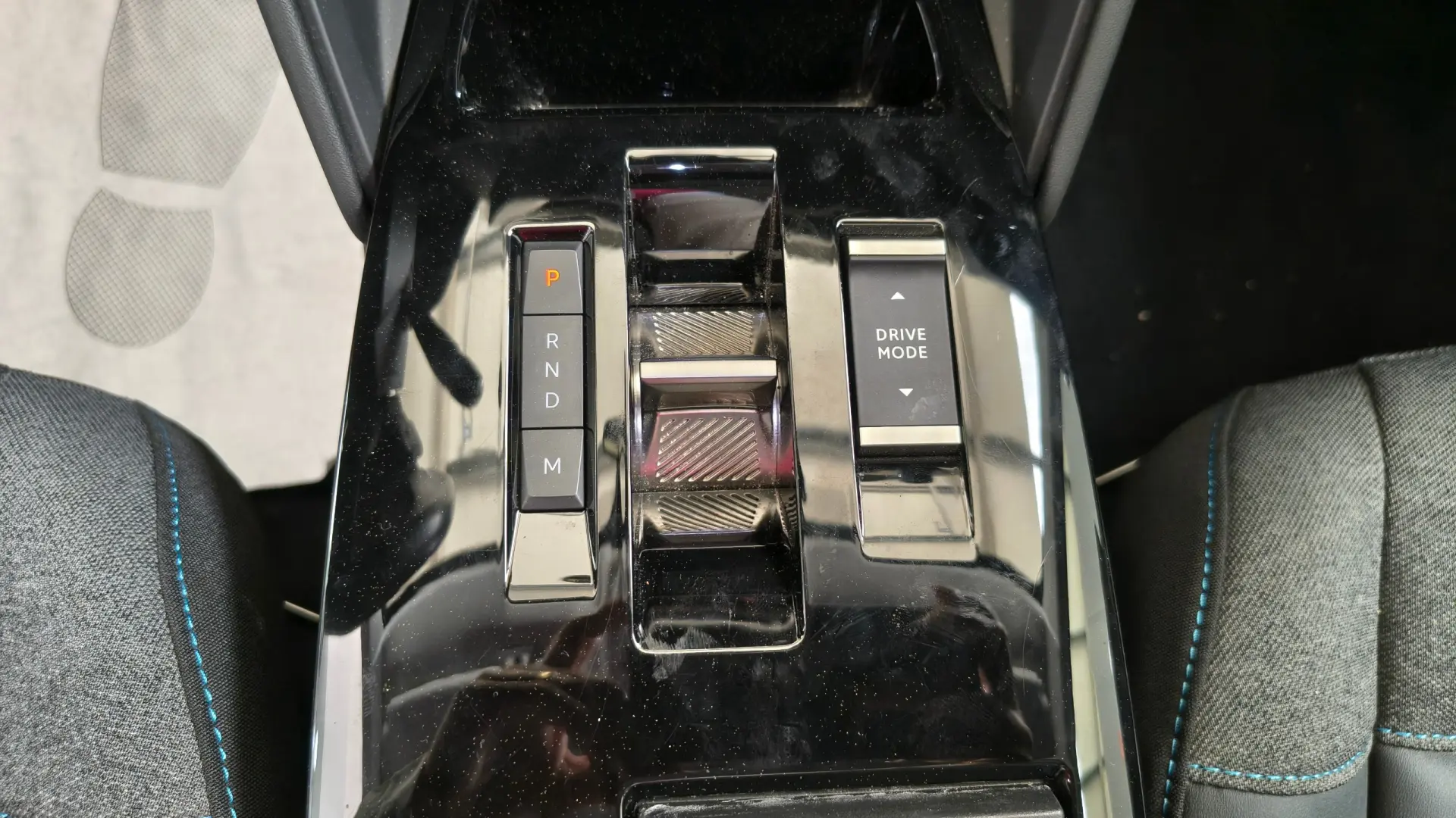 Citroën C4 1.2 PureTech Shine Pack EAT8 22