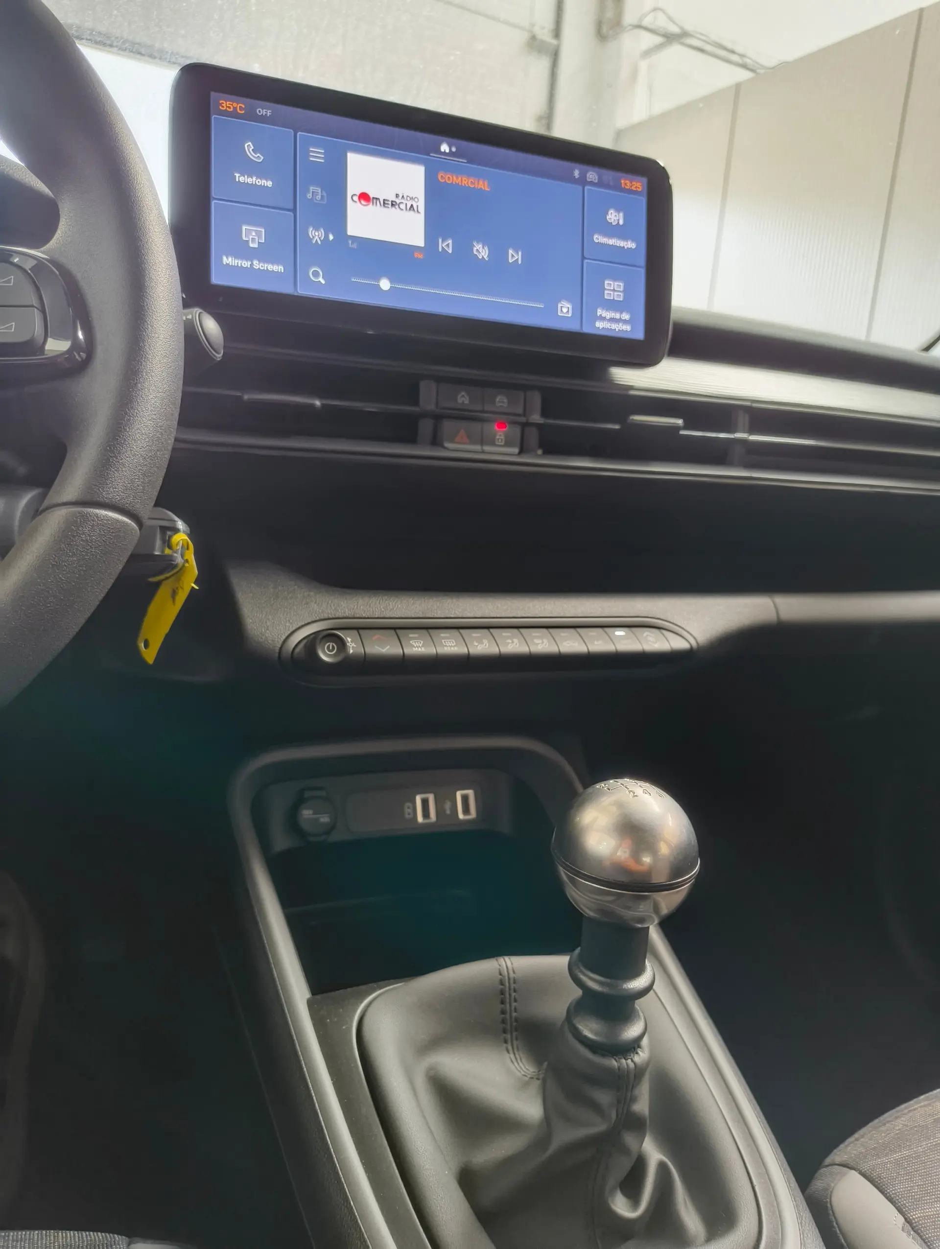 Jeep Avenger 1.2 GSE T3 Longitude 8