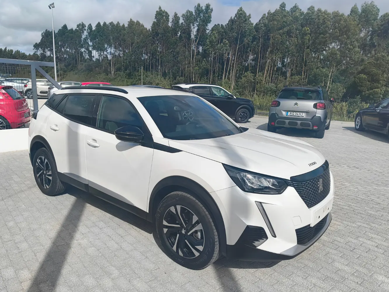 Peugeot 2008 PureTech 100 Stop&Start Allure Pack 3