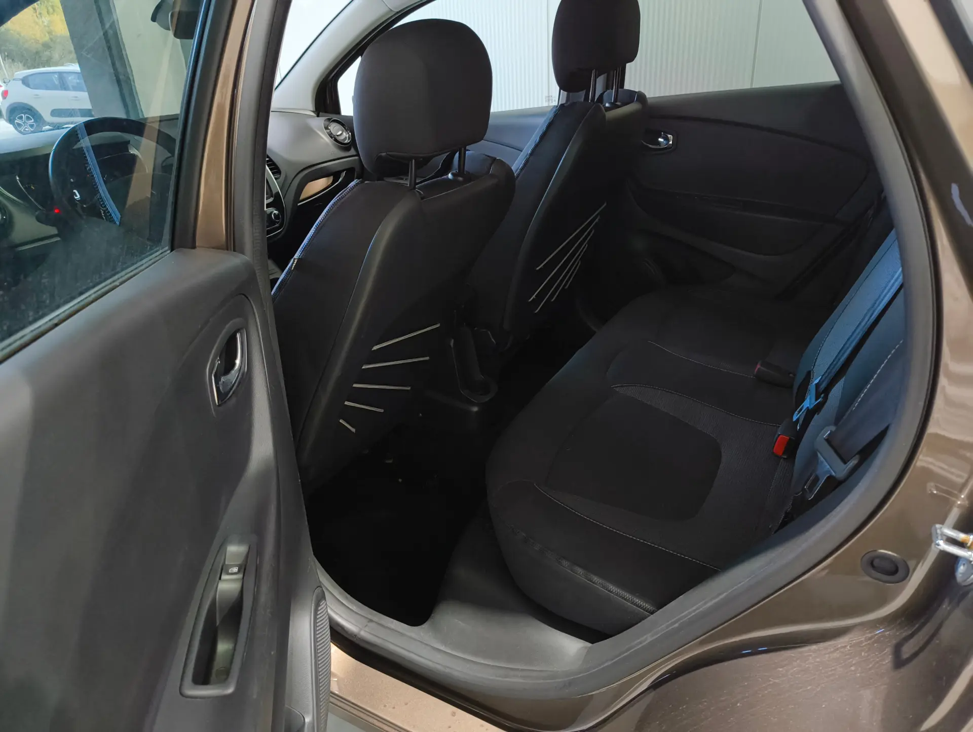 Renault Captur 1.5 dCi 11