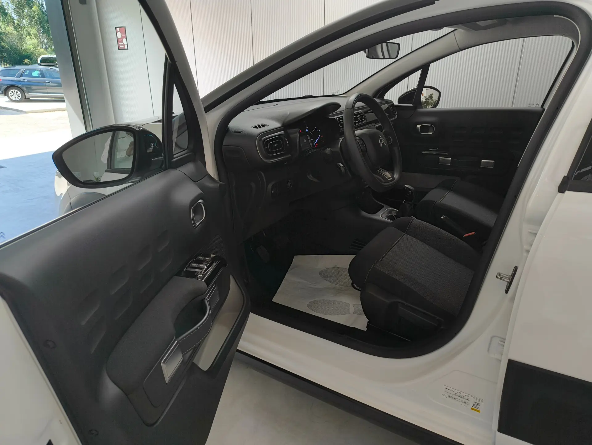 Citroen C3 Pure Tech S&S Shine 5