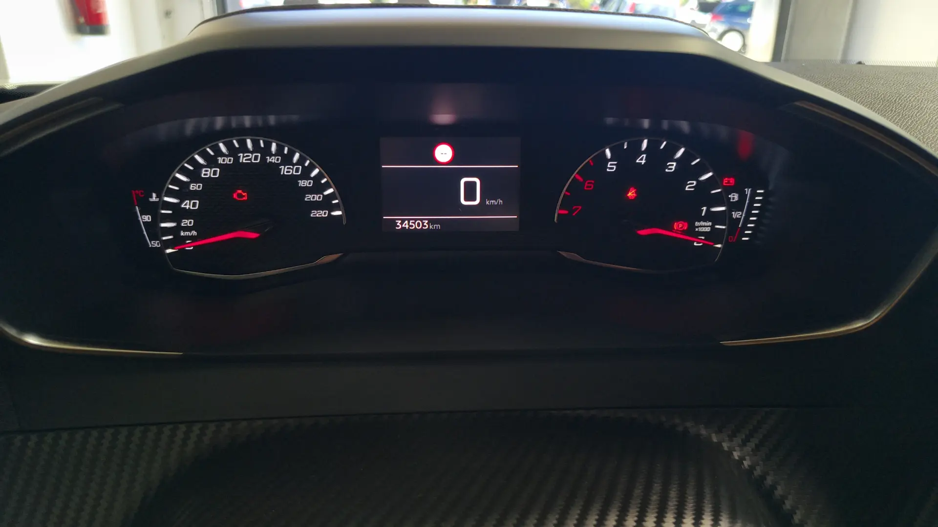 Peugeot 2008 1.2 PureTech 100 Stop&Start Active Pack 6