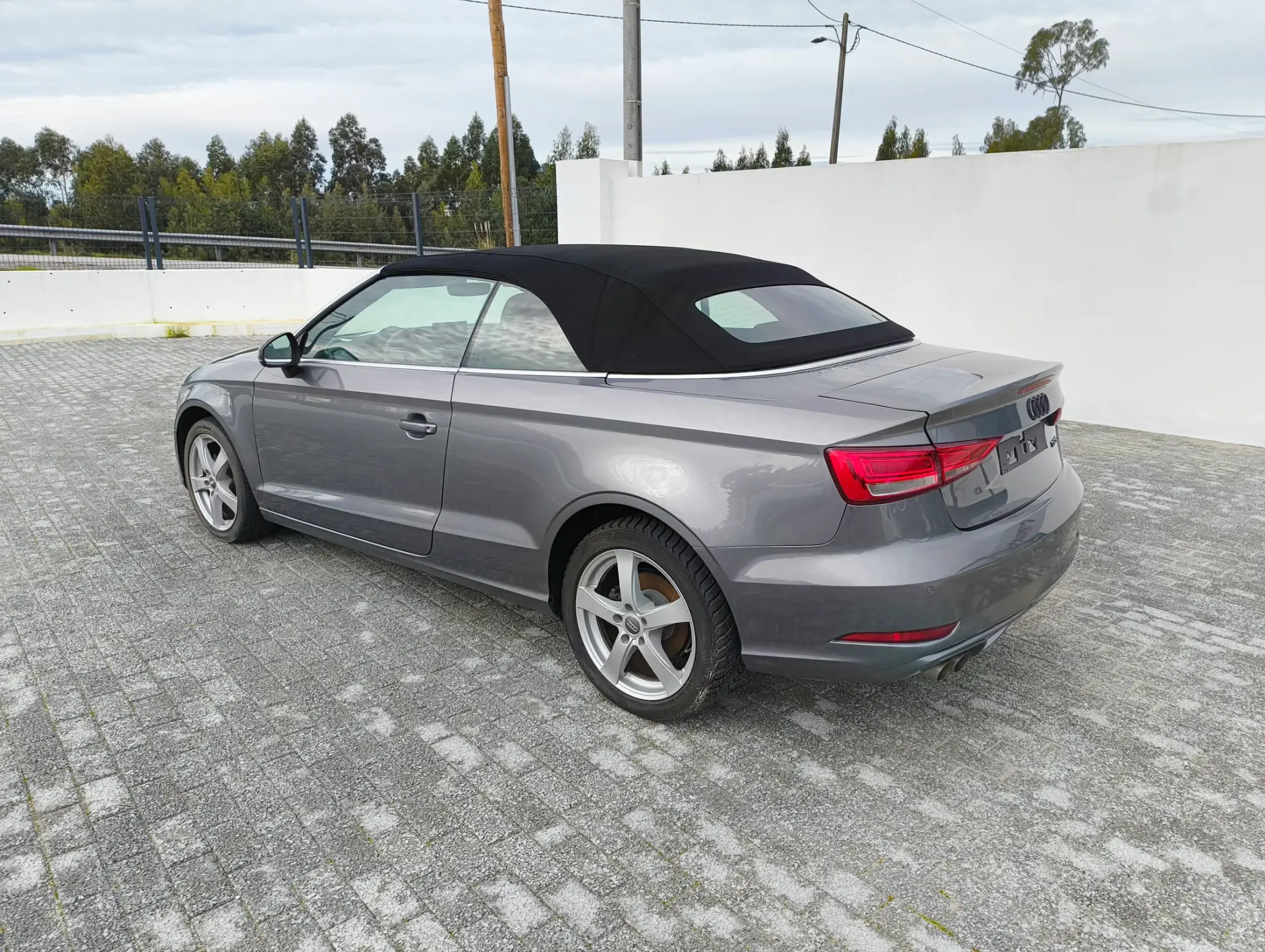 Audi A3 Cabrio 1.5 TFSI cylinder on demand S tronic sport 7