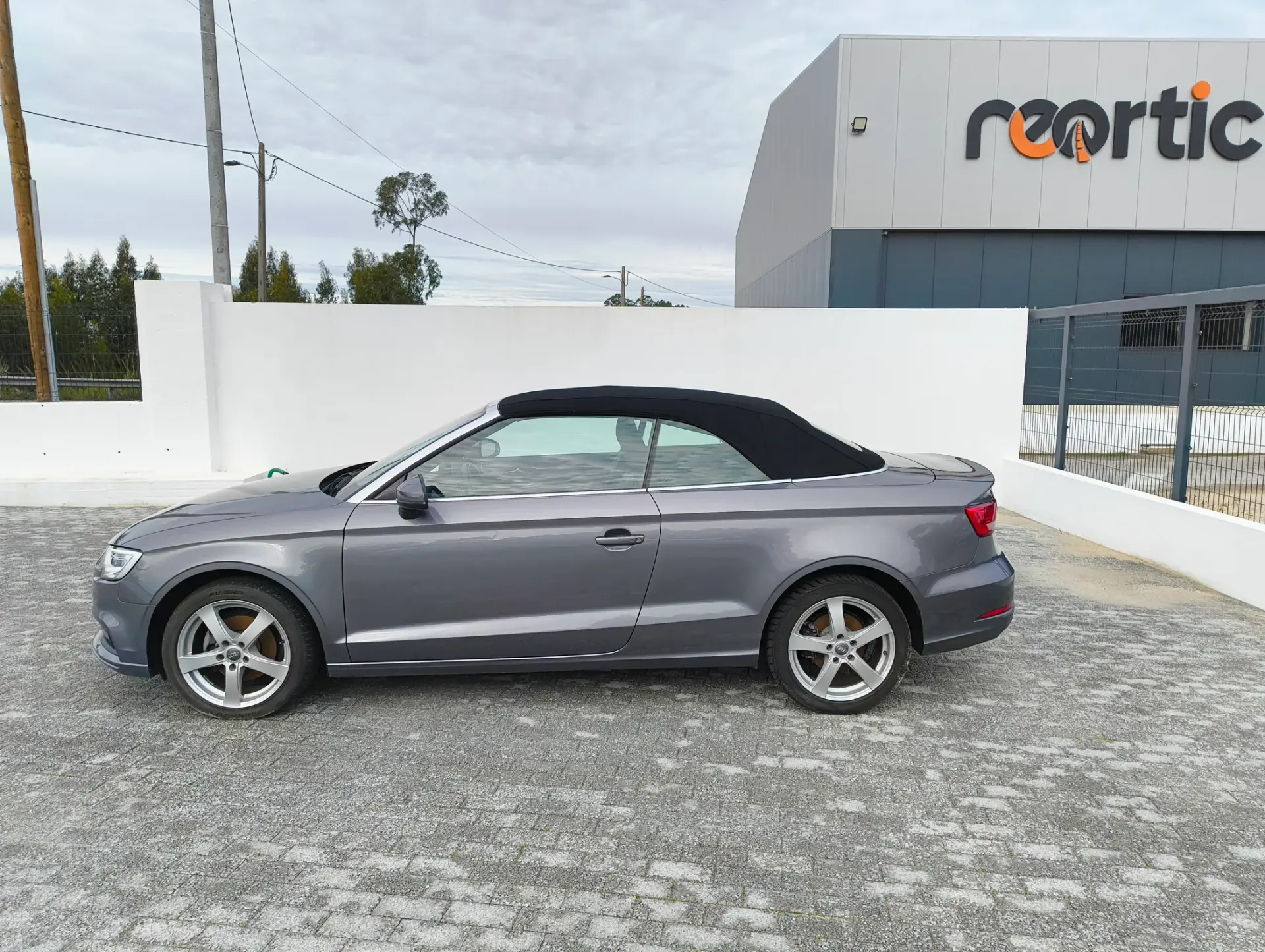Audi A3 Cabrio 1.5 TFSI cylinder on demand S tronic sport 8
