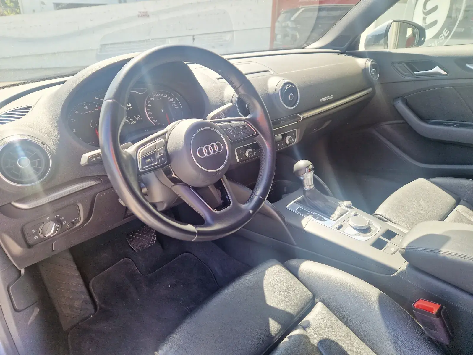 Audi A3 Cabrio 1.5 TFSI cylinder on demand S tronic sport 11