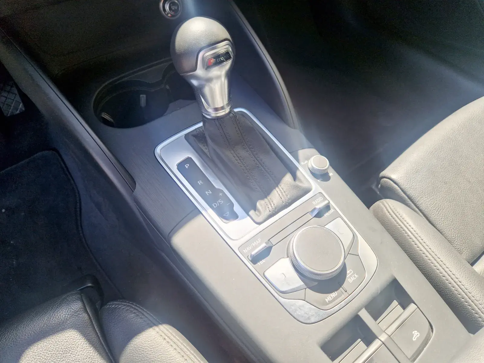 Audi A3 Cabrio 1.5 TFSI cylinder on demand S tronic sport 19