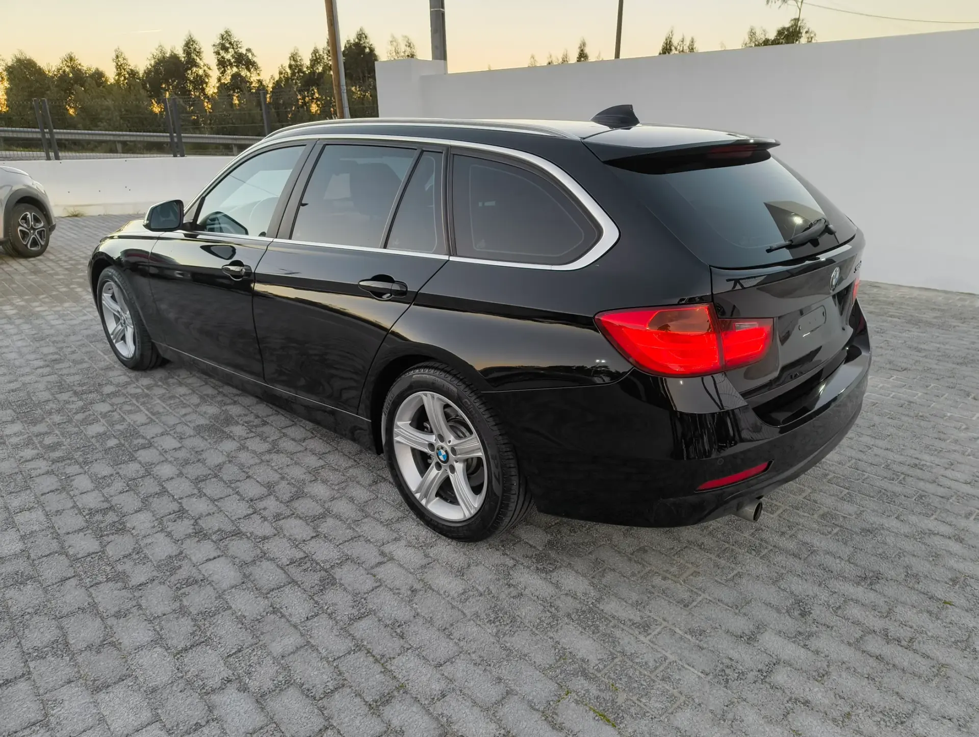 BMW 318 d Touring Aut. 7
