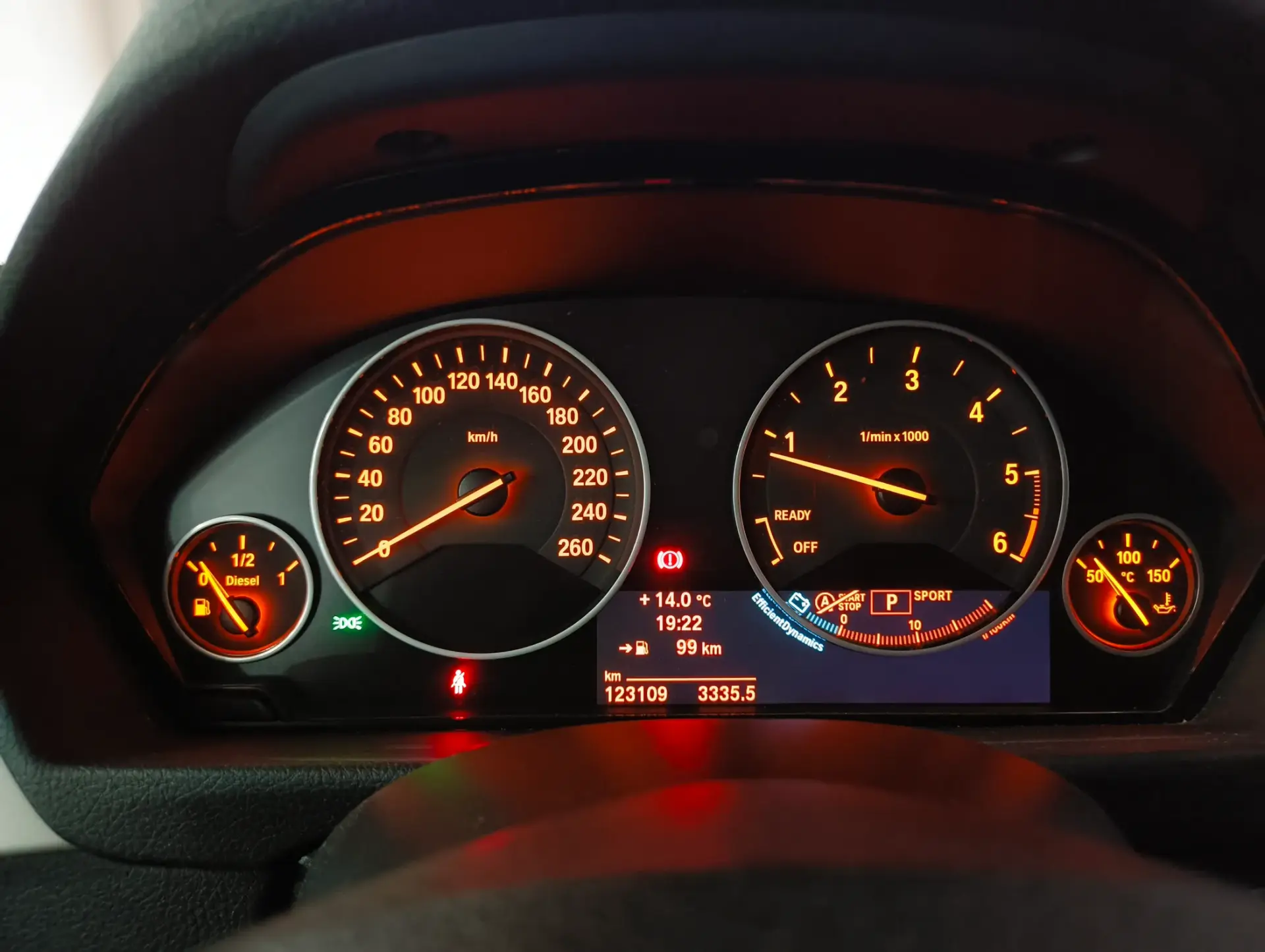 BMW 318 d Touring Aut. 11