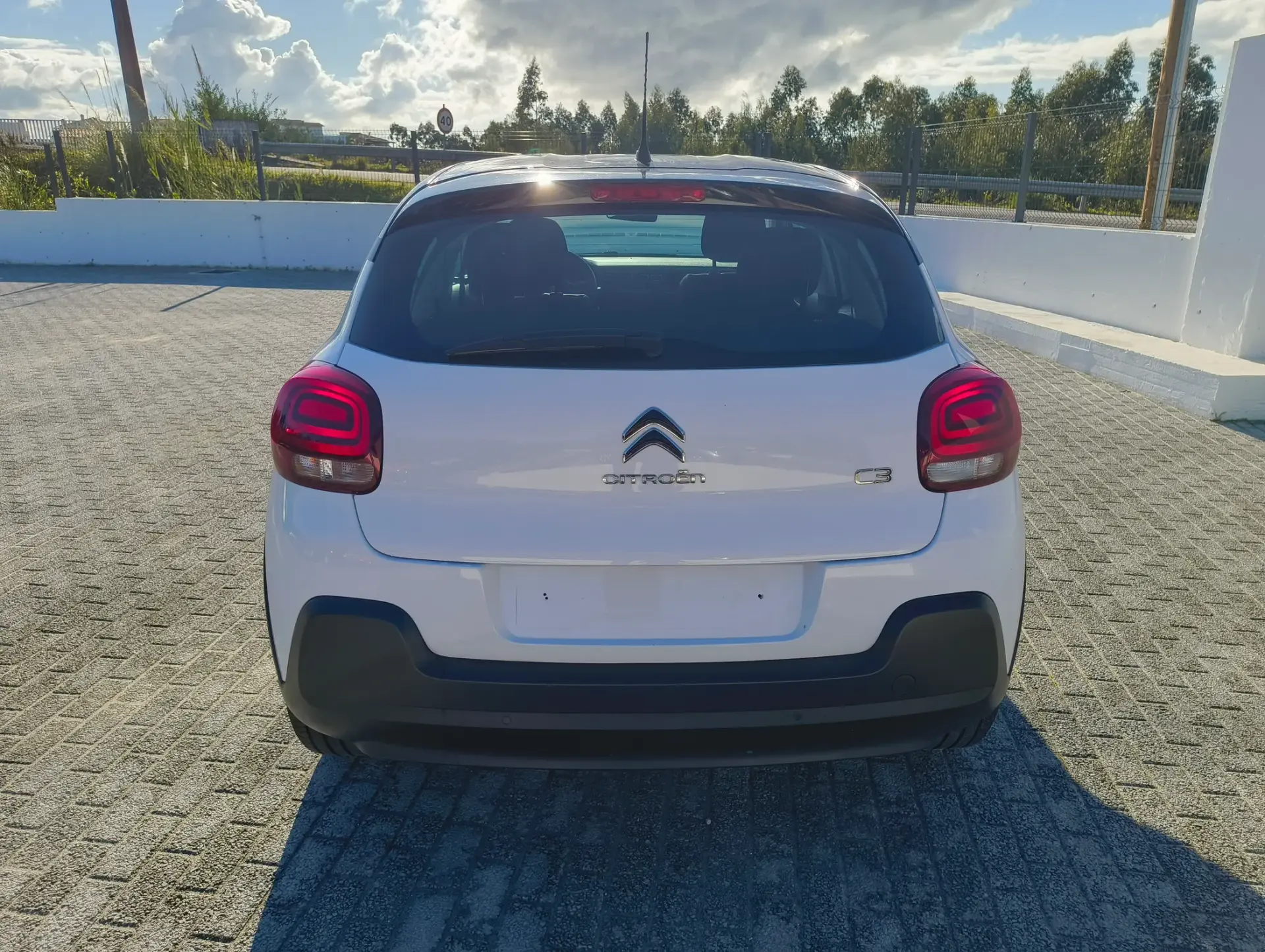 Citroën C3 1.2 PureTech Shine 4