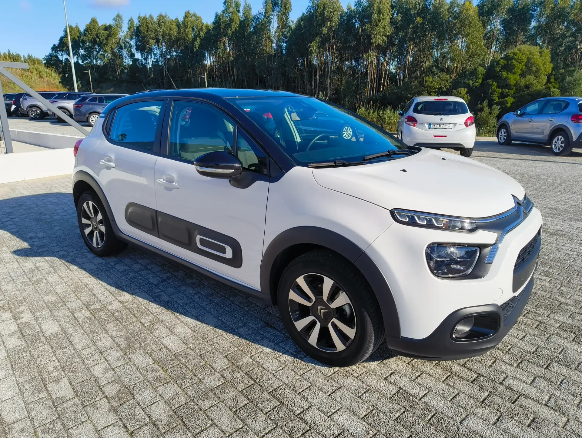 Citroën C3 1.2 PureTech Shine 7